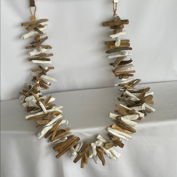 Natural Driftwood Garland 70” - Picture 4 of 8